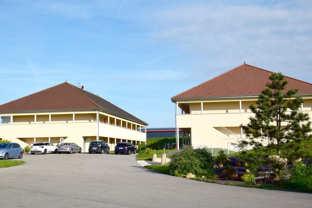 Logis Des Sources Hotel Creney-pres-Troyes Exterior photo