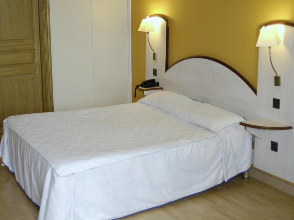 Logis Des Sources Hotel Creney-pres-Troyes Room photo